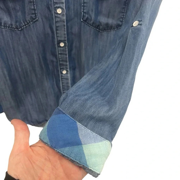 C&C CALIFORNIA CHAMBRAY BUTTON DOWN TENCEL TOP PLAID ACCENTS Size XS - Picture 7 of 10